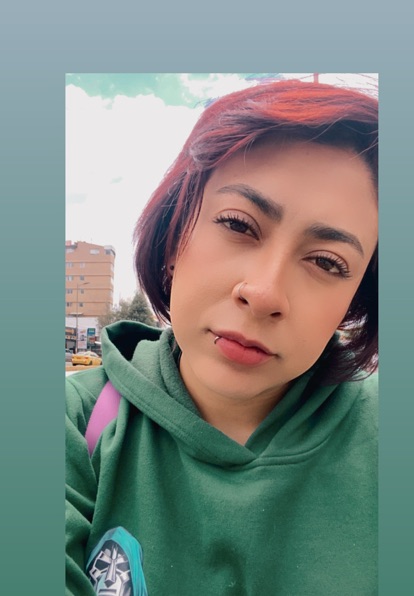 Sofi from Ecuador, online on StrangerLine