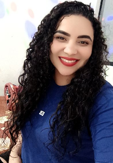Sonrisa from Peru, online to talk on StrangerLine