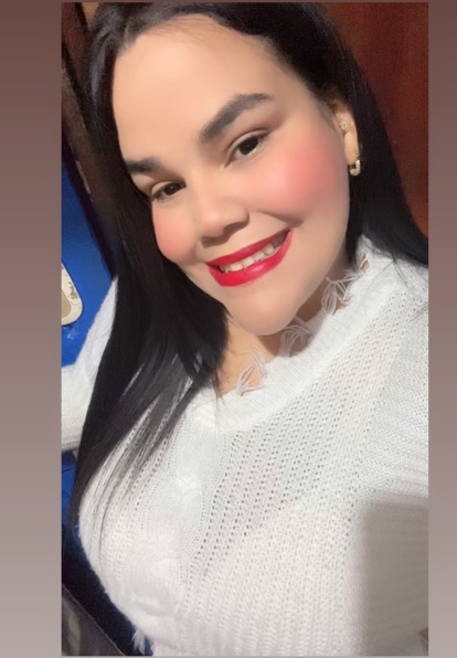 Anna from Peru, online on StrangerLine